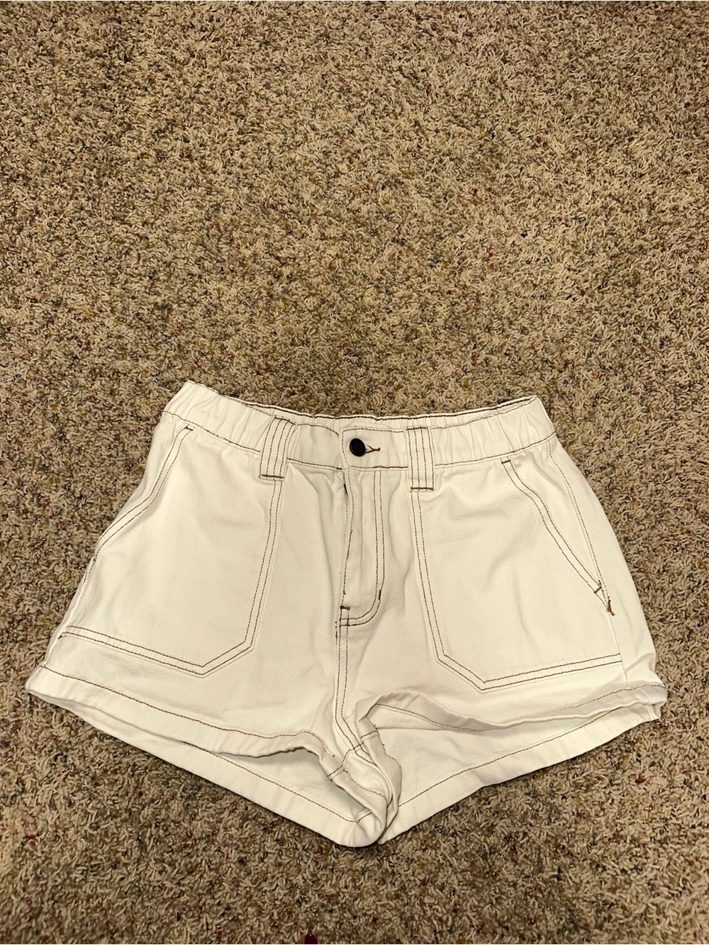PacSun Cream High-Waist Pocket Shorts